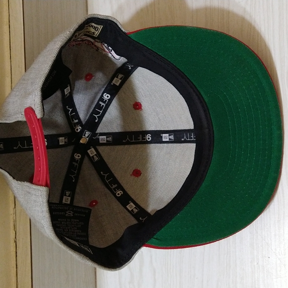 Chicago Bulls Hardwood Classics Windy City Medium/Large Snapback - Picture 5 of 6